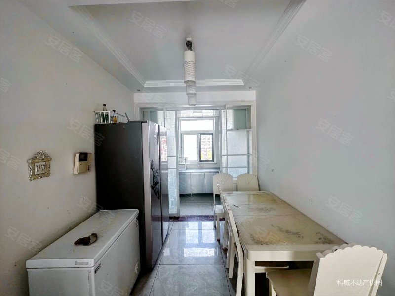 大两房 精装修 中间好楼层 南北通透 居住密度低,名仕园(莱西)二手房