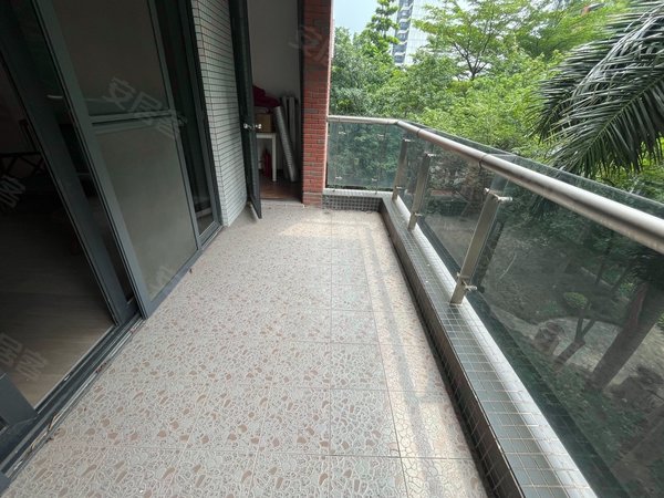 广州海珠琶洲会展世界城水蓝郡花园4房2卫,花园中心安静出租房源真实