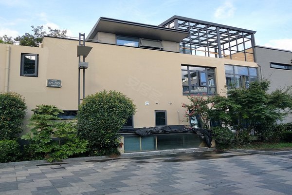 好不好_中介房产经纪人:龚义建对中大九里德(二三期别墅)的评价-上海