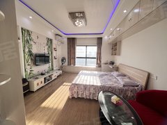 东海东海市区中央广场急租！格林公寓 电梯单身公寓  朱自清中学 水晶公园出租房源真实图片