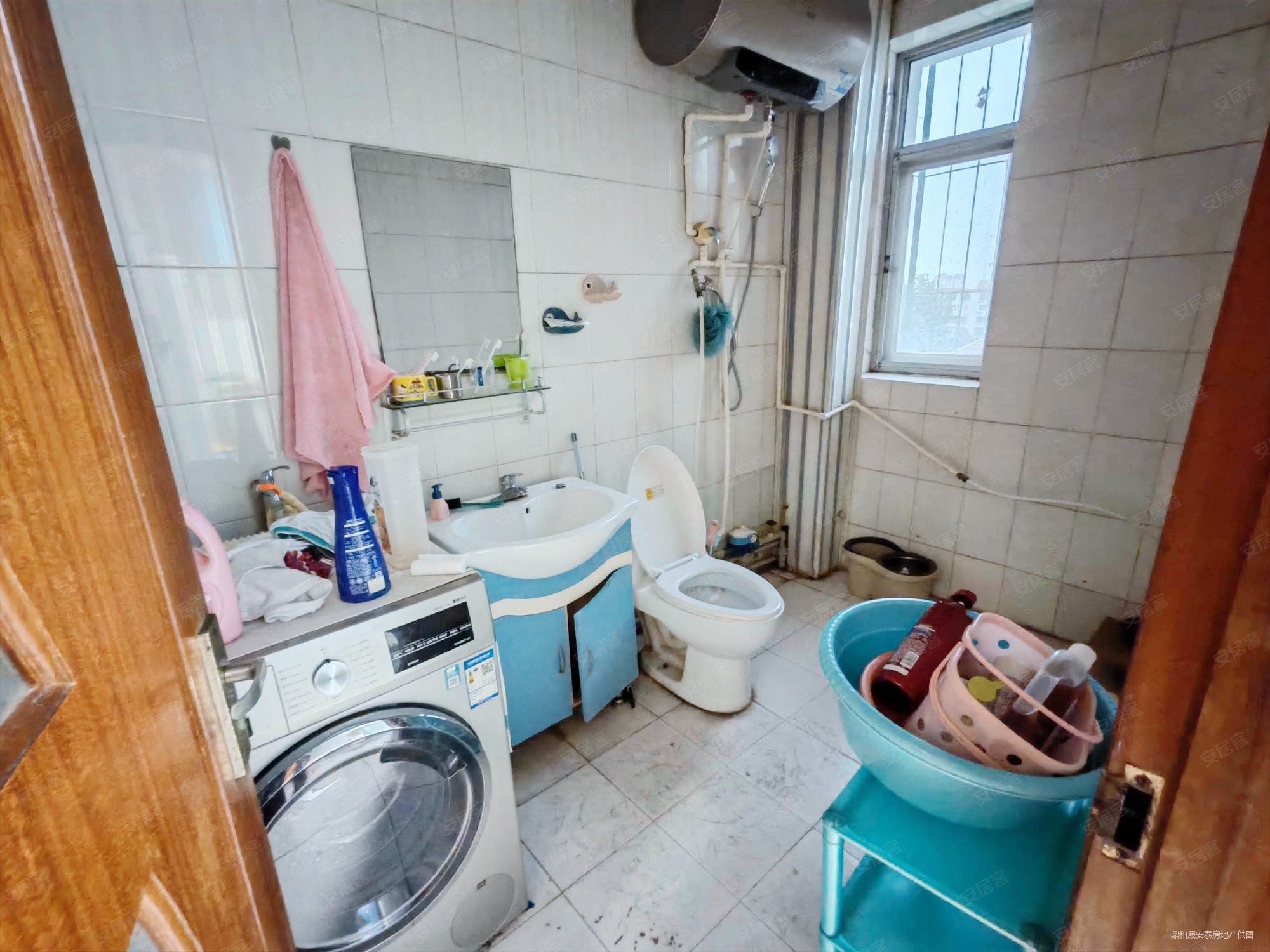 天津房产网>天津二手房>大港二手房>胜利街二手房>兴德里>2000_1500