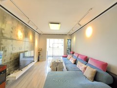 昭通昭阳昭阳城区秀水康城旁 温泉泰和城 带车位 带家具家电 拎包入住出租房源真实图片