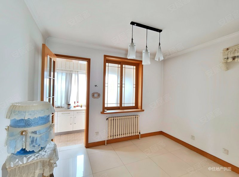 采光视野好,冠宇环翠山庄二手房,529万,5室3厅,2卫,196平米-济南安居