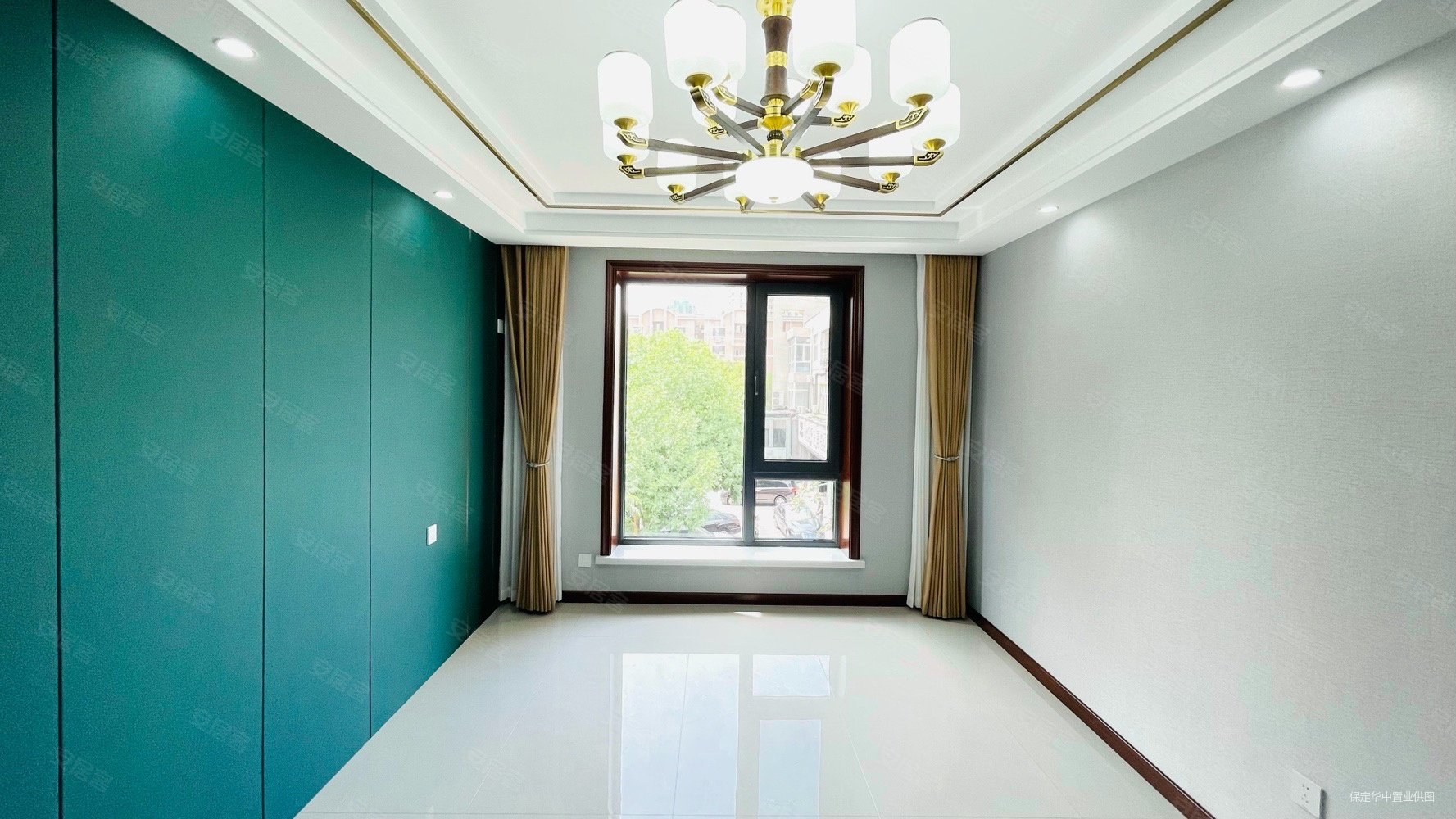 秀兰城市花园5室3厅3卫255㎡南北235万