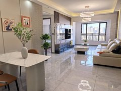 曲靖麒麟南市区曲靖中心 3室2厅2卫 电梯房 精装修 118平出租房源真实图片