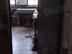 西双版纳景洪龙舟广场市供销社家属院 1室2厅1卫出租房源真实图片