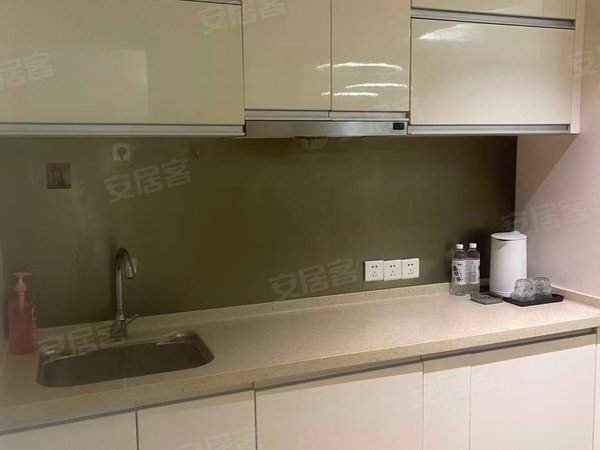 张家港杨舍杨舍中心曼巴特SOHO楼曼巴特公寓 可押一付一 随时看房装修好出租房源真实图片