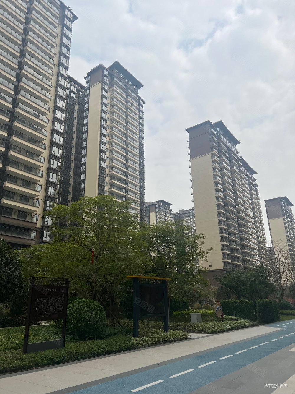 天桃和二中,威宁青运村北区二手房,136万,3室2厅,2卫,103平米-南宁