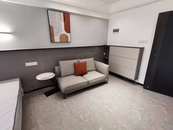 深圳福田华强北赤尾大厦福田 赤尾 精装阳台大一房  品牌家电  特价直