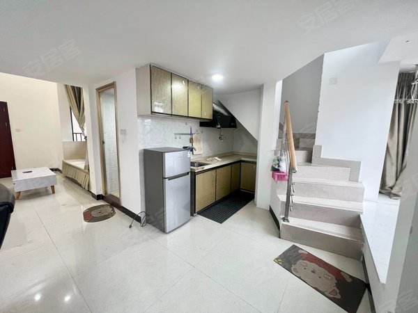 佛山南海平洲丽日广场丽日广场 2室1厅1卫 电梯房 55平 精装修出租