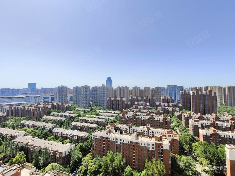 经发旁四室白桦林居小高层南北通透对流好楼层急售