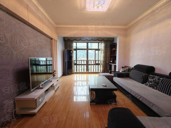 江南区政府儿童医院旁看江精装两房业主诚心出租