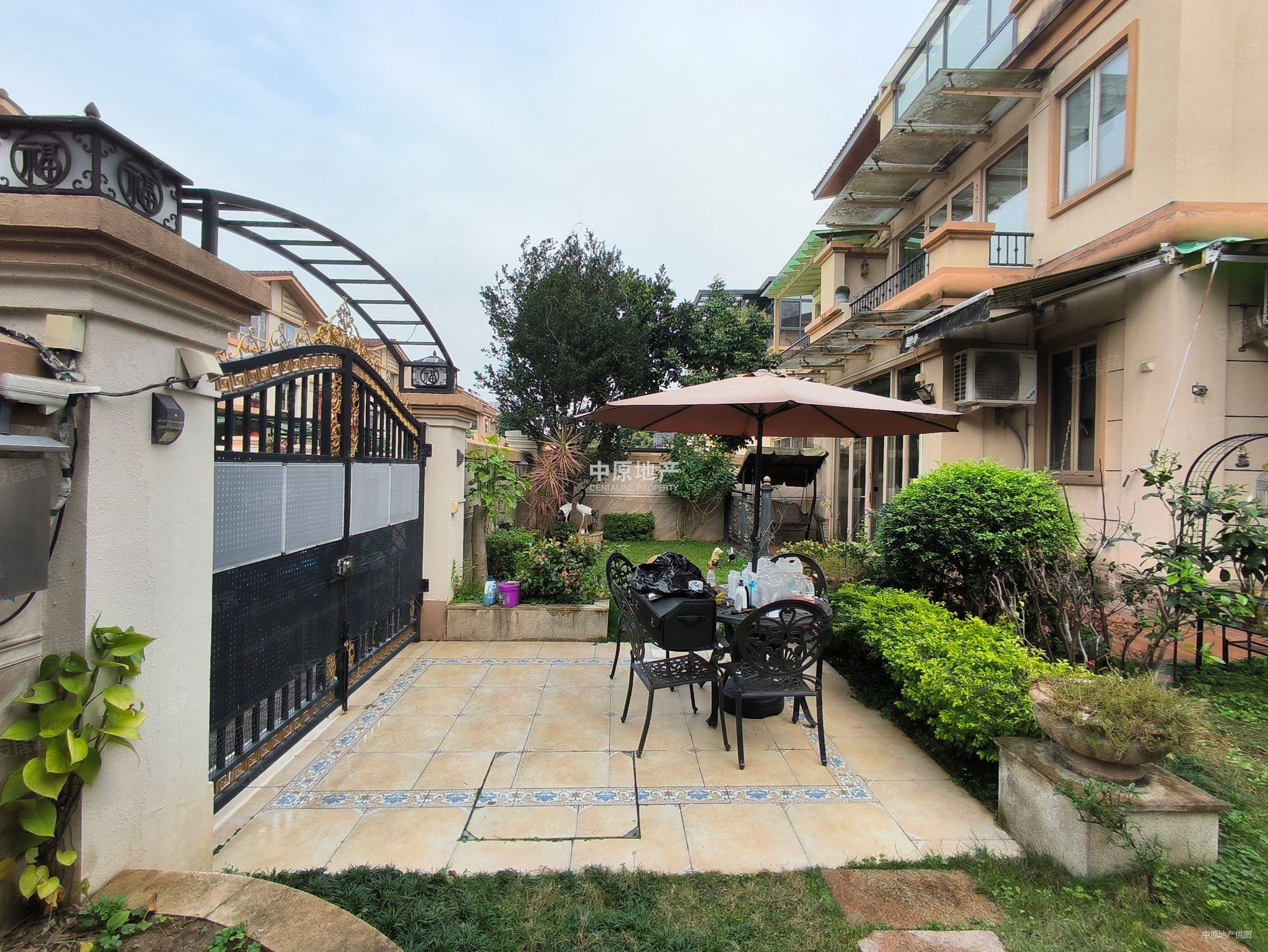 万博商圈 带花园联排别墅 业主急售 产权清晰 旺宅宜居 可谈,广州