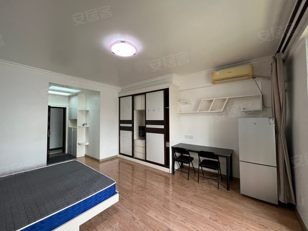 【多图】锦绣公寓,吴航租房,楼下小吃街 地铁口十洋旁边独门独户单身