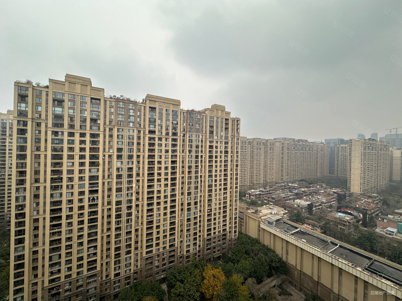 金融城 中海九号公馆 南北通透 高楼层 端户位置 带2个车位,中海九号