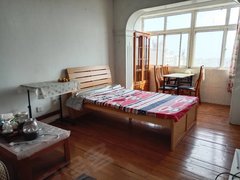 青岛市南团岛近一中三室一厅精装修全套家具家电出租房源真实图片