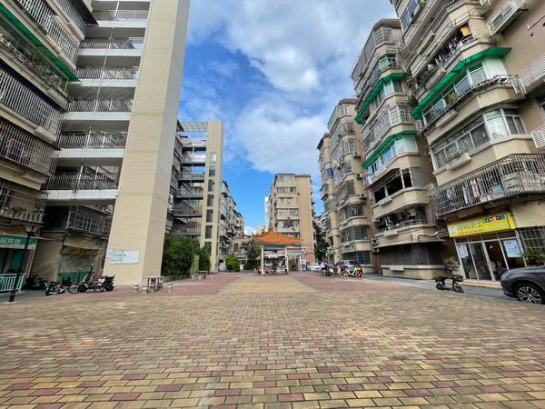 广州黄埔大沙地怡园小区(黄埔)怡园小区 近地铁 安静舒适 南向新装修