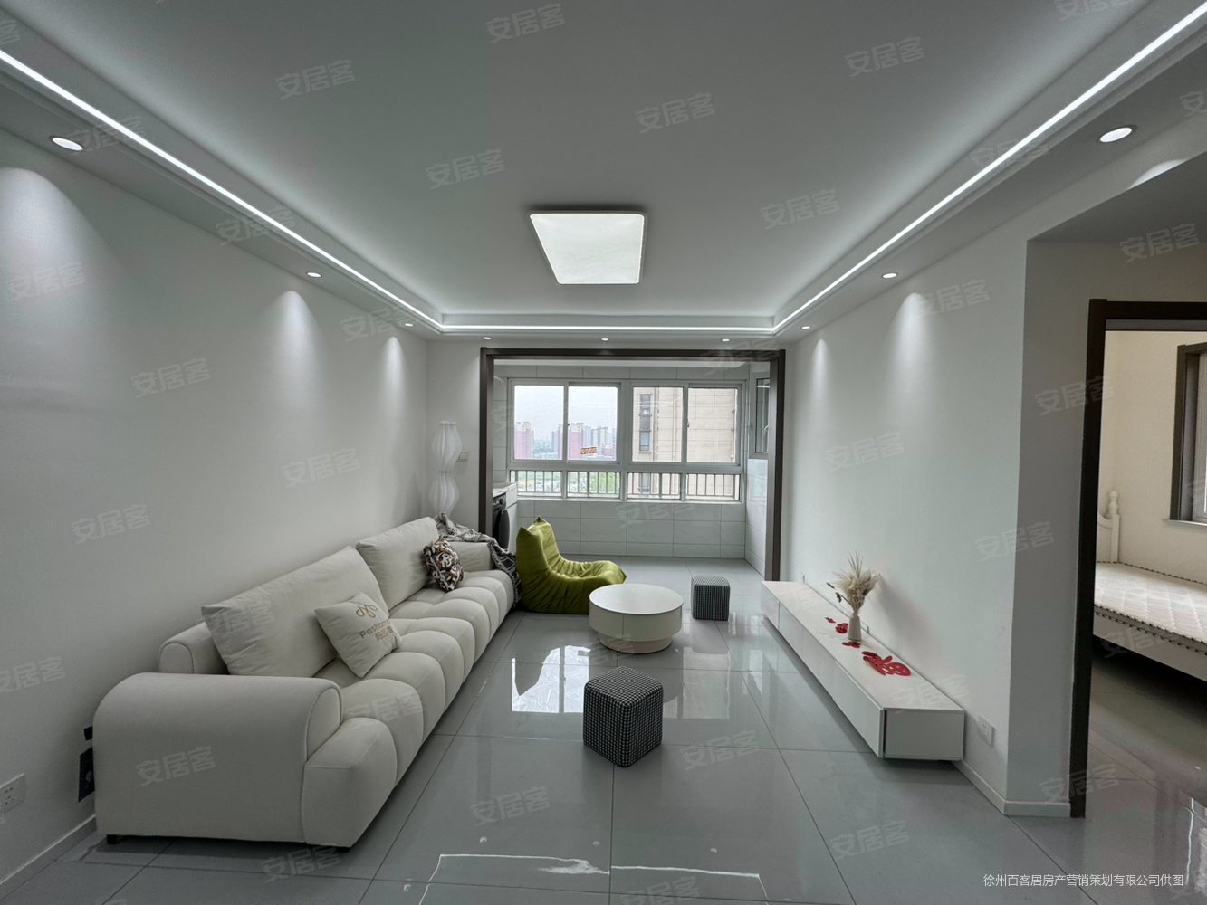 港利上城国际3室2厅1卫98㎡南北54.2万