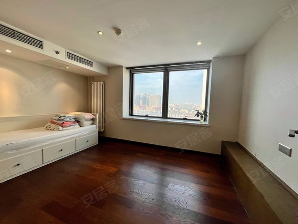 天津河西下瓦房铂津湾南苑(商住楼)下瓦房 loft 海河大观 精装两室