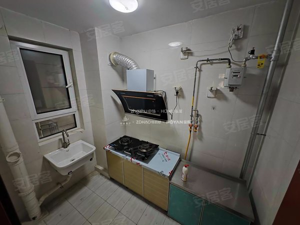 保利天禧和谐佳苑万和府卢浮公馆省立医院停车方便