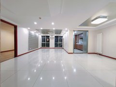 北京大兴亦庄莫尔空间 南向！  80OO可租 260平复式 办工 接待出租房源真实图片