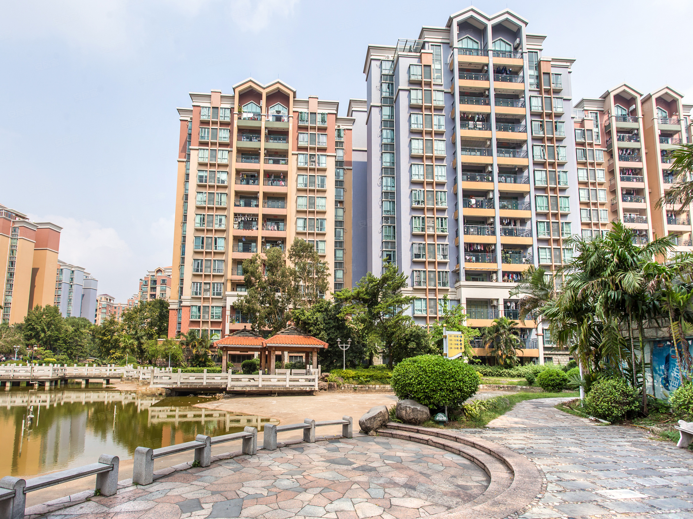 单价8字头买西区翠景湾精装朝南大四房位置安静,翠景