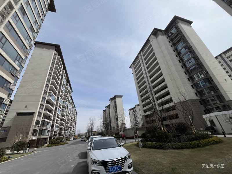 城东碧桂园珺尚府精装3室88.8万出售