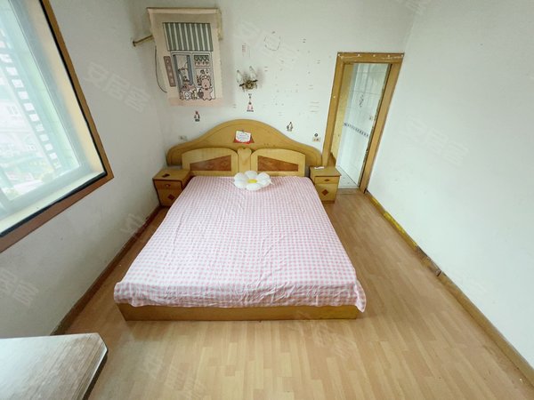 【多图】富田花园,两路租房,双龙回兴自家房子主卧带独立卫生间,实图