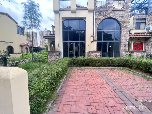 富力湾(别墅) 带电梯 满五   环境好 南向采光好 密度低