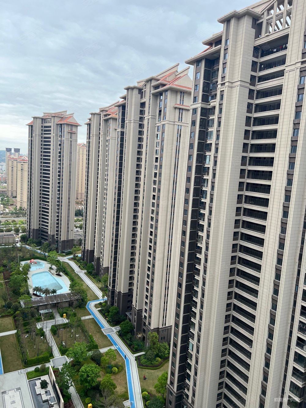 金茂阳光城檀悦3室2厅2卫87.74㎡南北109.6万