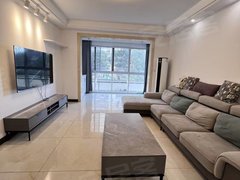 启东启东城区医院城区医院南郊家园，两室两厅一卫，精装修，拎包入住出租房源真实图片