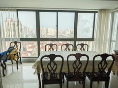 上海黄浦鲁班路近地铁 精装修 房东急租 可拎包入住 随时看房 价格可谈~出租房源真实图片