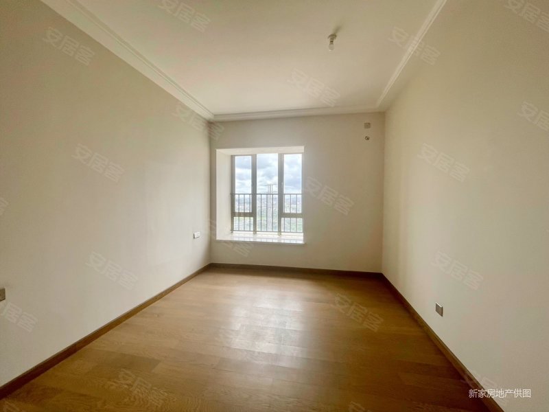 御龙山花园~精装修四页草户型~虎门次新小区~税费少