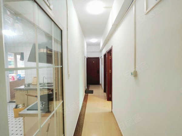 珠江新城东租房,华骏花园东豪阁电梯房 蹲厕 近广发银行 领展广场 5号