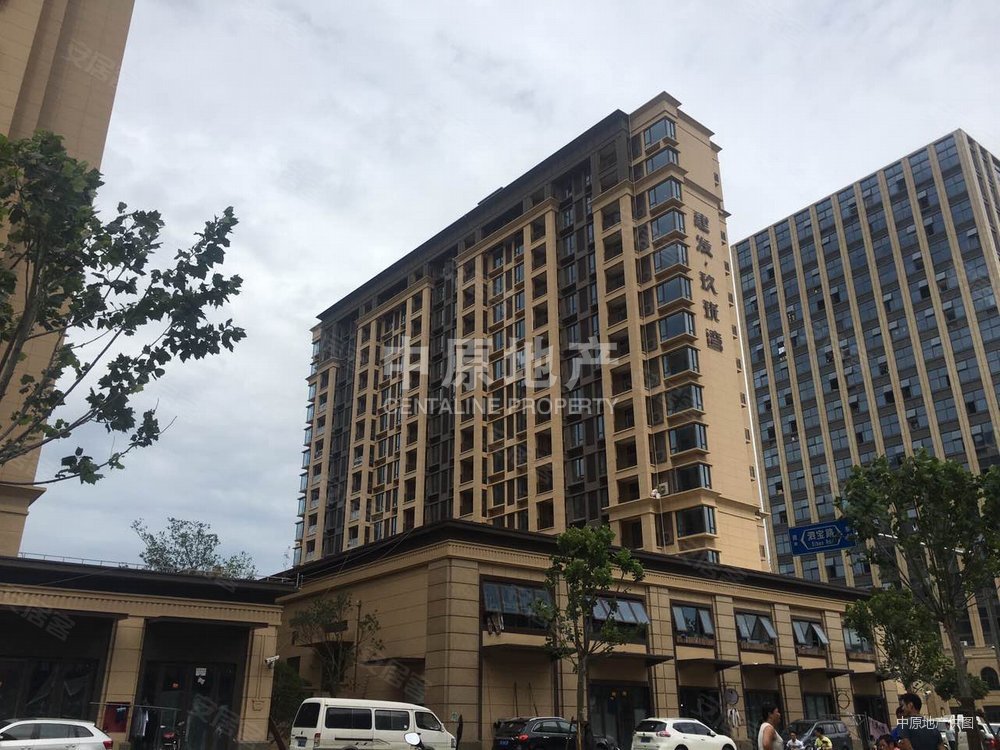 建发玖珑湾4室2厅2卫93.47㎡南615万