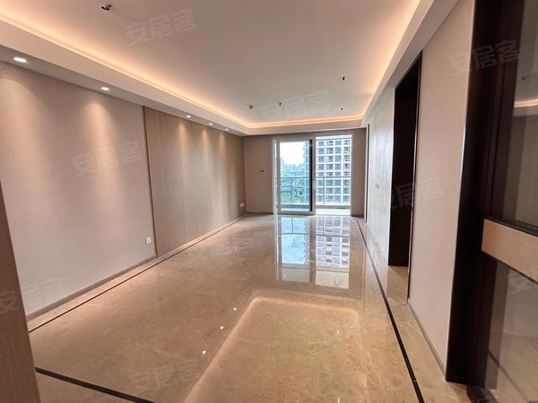 杭州临平临平理想臻品高端住宅|带停车位|临平地铁口|高速口|民用水电