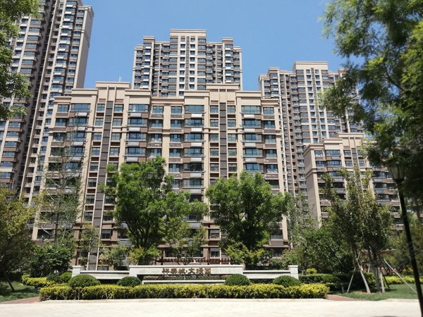 济南历城还乡店祥泰城文峰园四台空调,随时看房,拎包住,家具家电齐全