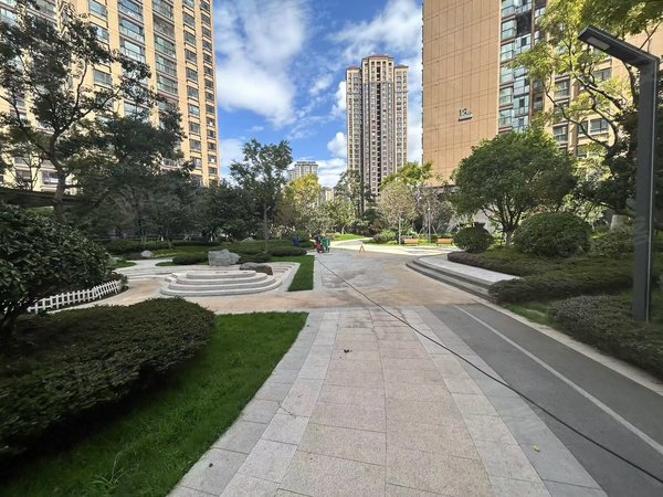 昆明官渡新螺蛳湾俊发星湾俊园观云海 螺蛳湾国际商贸城 逸境花园