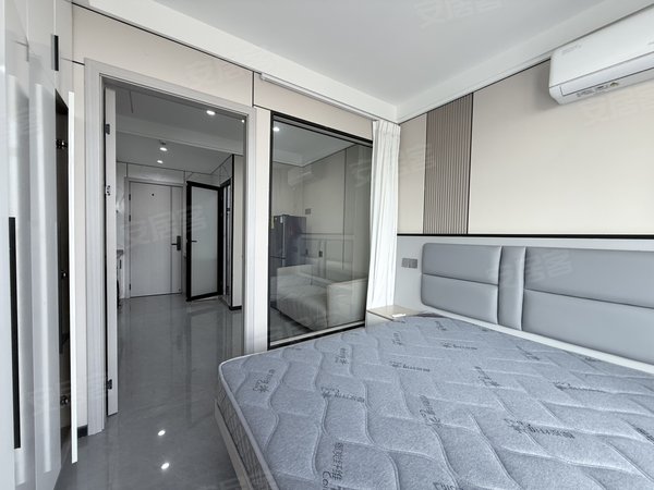 金华浦江县浦江城东一点红大道177号楼本人房東，精装修公寓出租，随时看房，停车方便，押一付一。出租房源真实图片