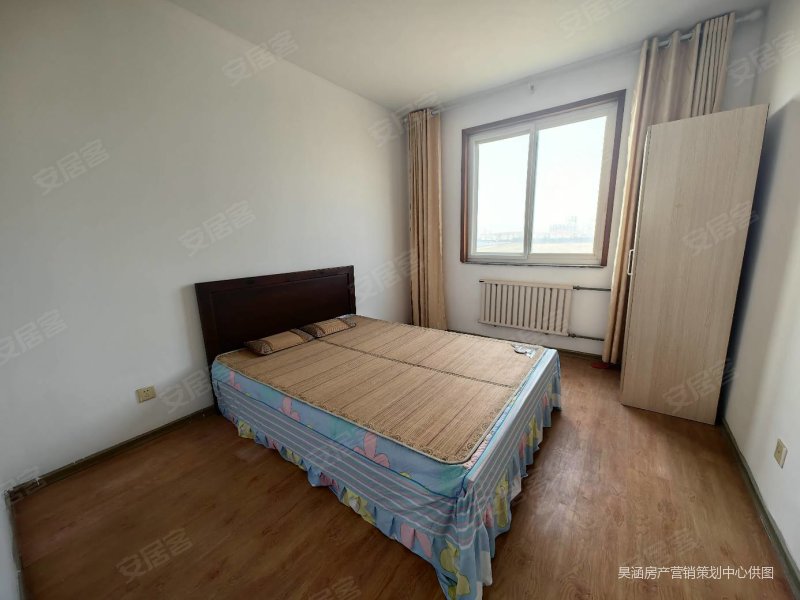 11楼海景房,视野无遮挡,大两居,家电齐全,门口商业街,,正华忆海苑二手