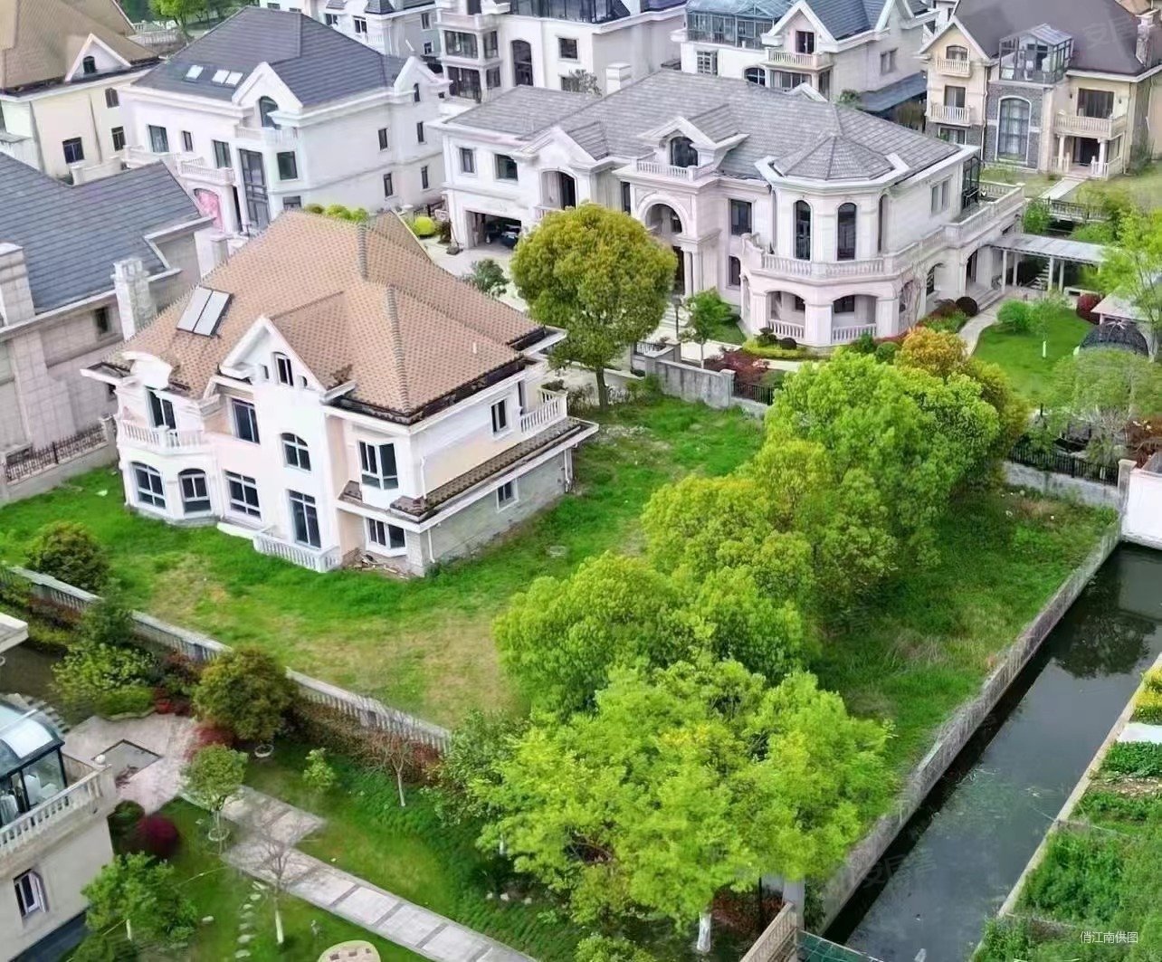 南北通透 原始户型,泰泓花园二手房,1400万,4室2厅,3卫,243平米-昆山