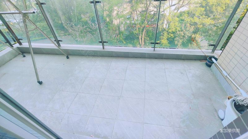 套三双卫户型,业主诚心,居家装修,拎包即入住,五彩城西区二手房,93万