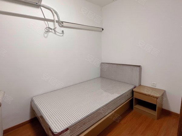 苏州吴中木渎东门町东门町精装复式两房,双卫,大治桥站旁,民国风公寓