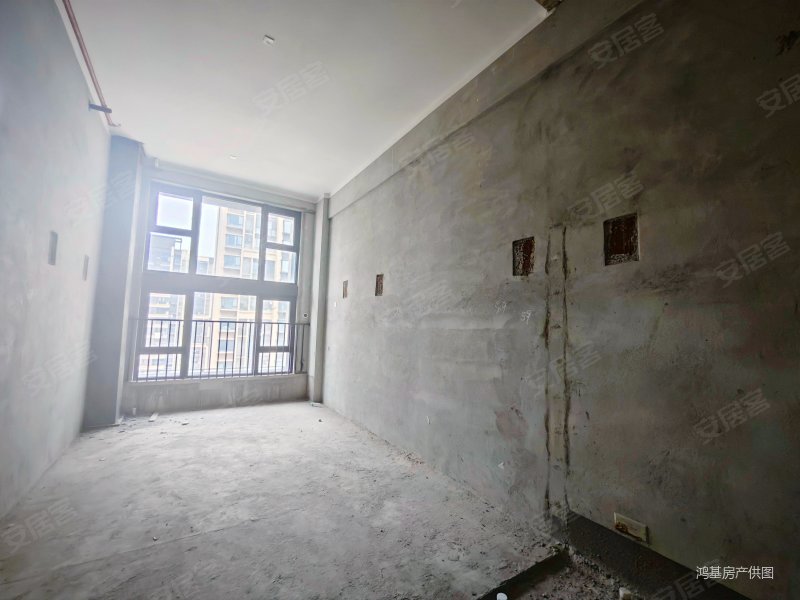 中骏商城loft公寓毛坯房独立小区朝阳中学正对地铁口