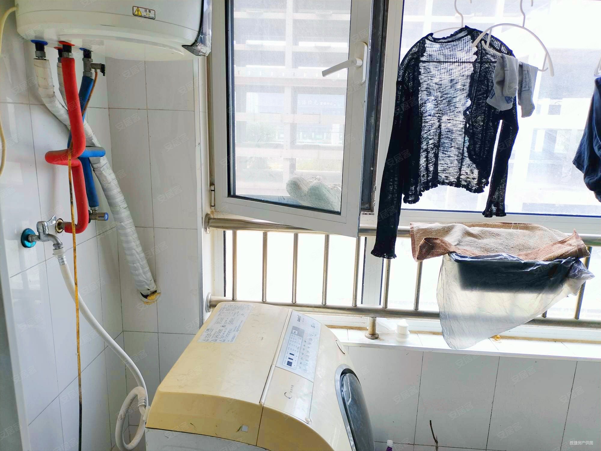 虞山花园新区 正南朝向 有电梯 满二 刚需两居郭店