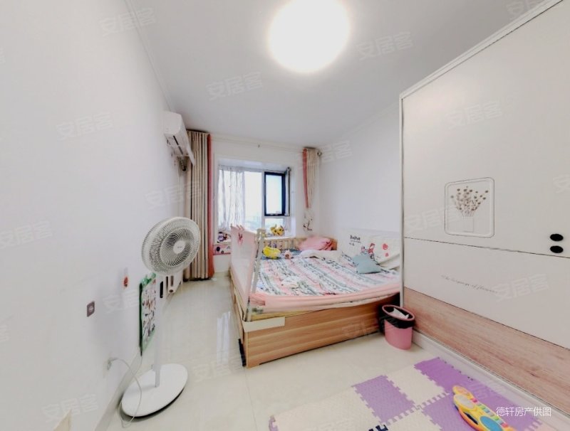 东明谷德广场近银枫家园精装3室带阁楼满两年