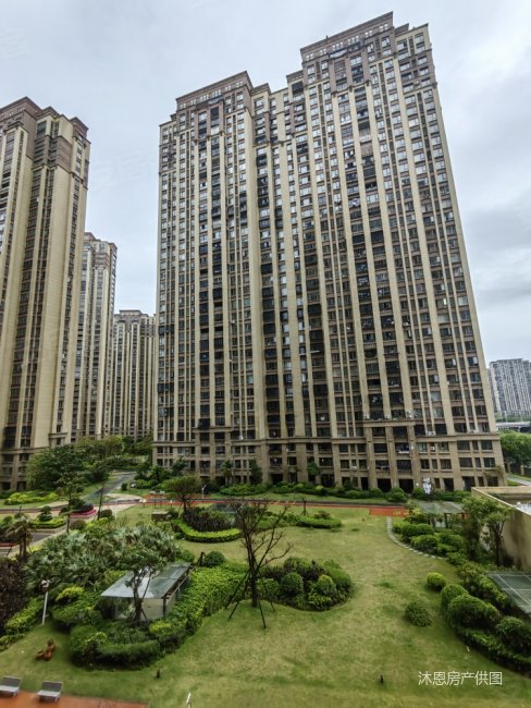 世茂海峡城雍景苑|天山北路8号2室1厅1卫86.53平方米