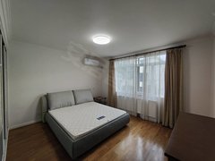 上海浦东康桥康桥半岛(1168弄) 4室2厅2卫 带墙暖  全新空调出租房源真实图片