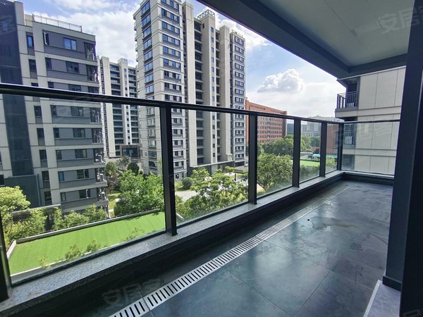 杭州上城笕桥金隅森临澜府森临澜府 大三房 双阳台 新装出租 带地暖