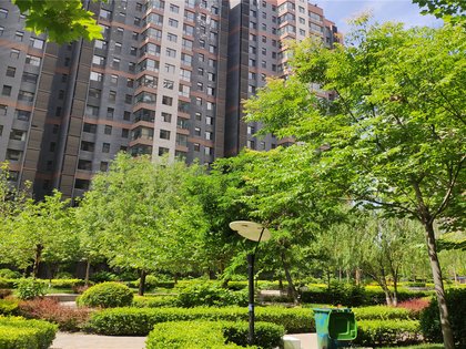 西荣阁(南区)房价走势历年走势西荣阁(南区)9407元/㎡小区单价0.